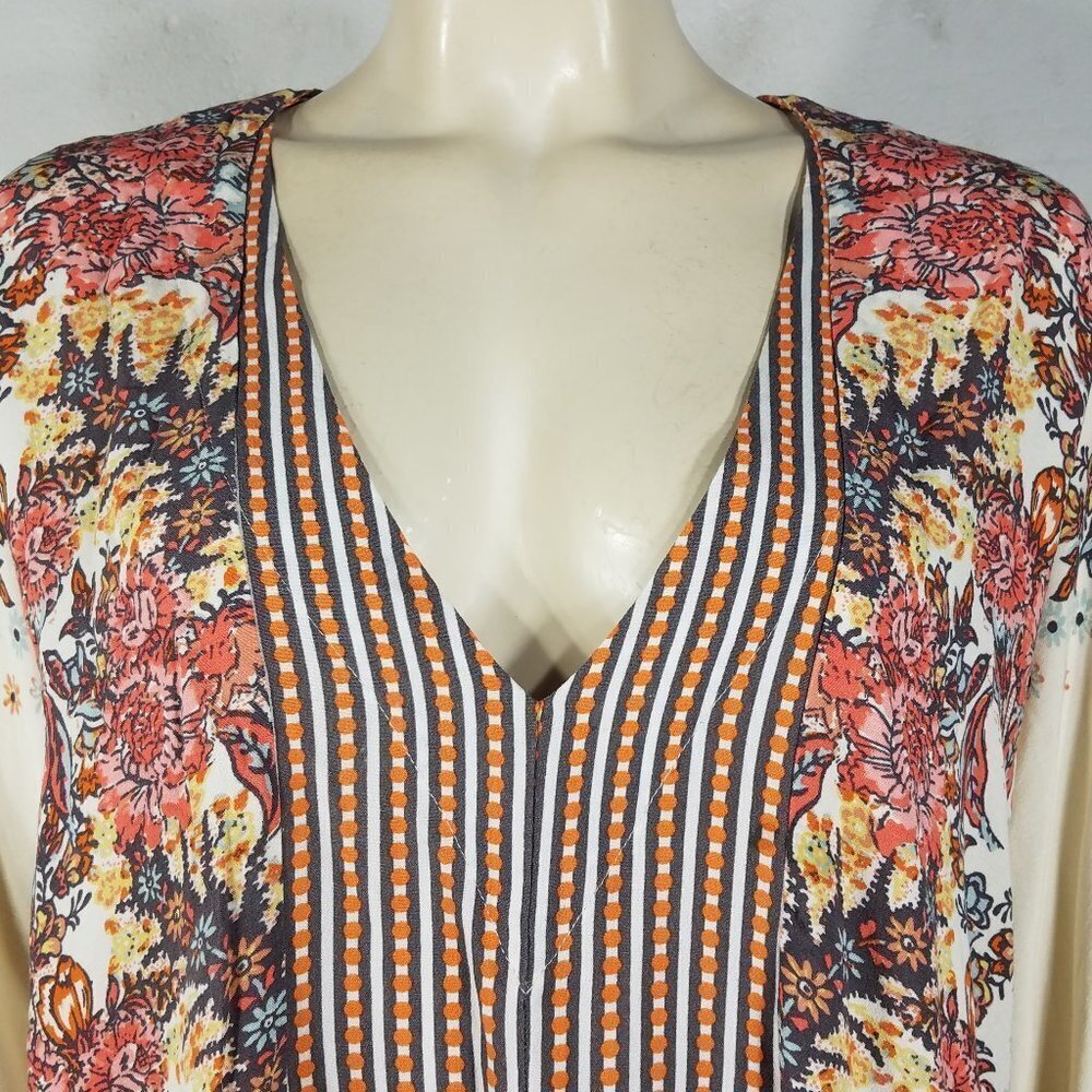 Free People Mix and Match Ivory Striped Floral V-neck Cropped Blouse Top Small - Picture 2 of 8